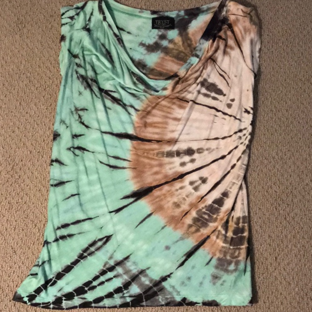 Tryst T-shirt